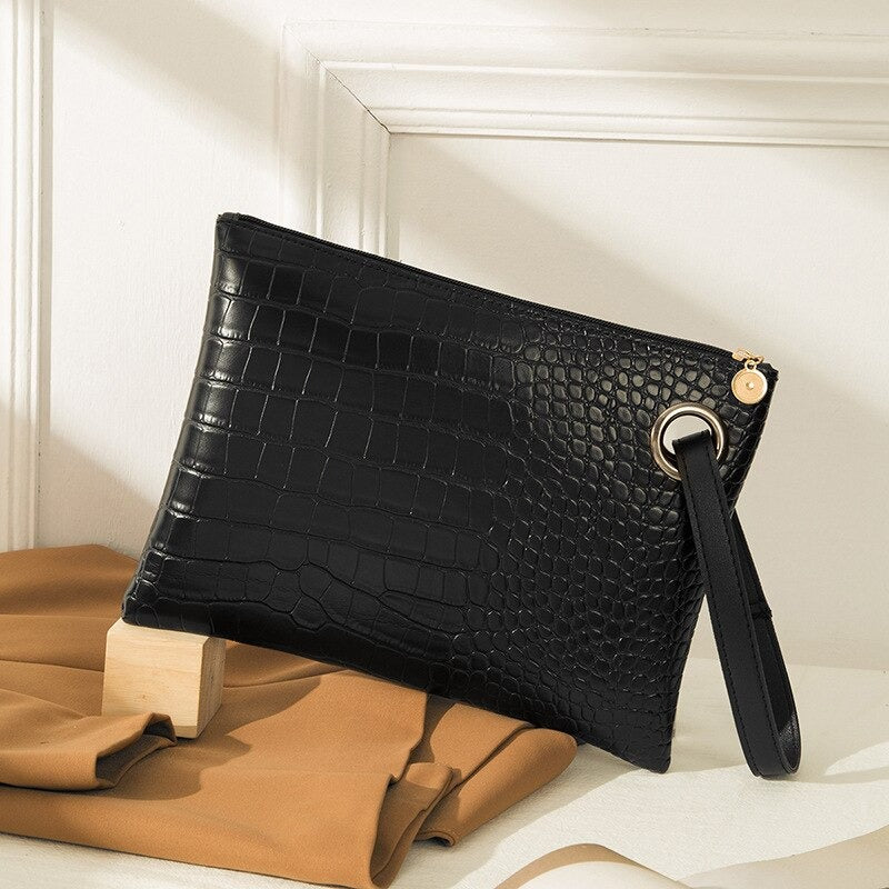 Sac Pochette Femme Effet Croco Relief ┃ Élégant, Compact
